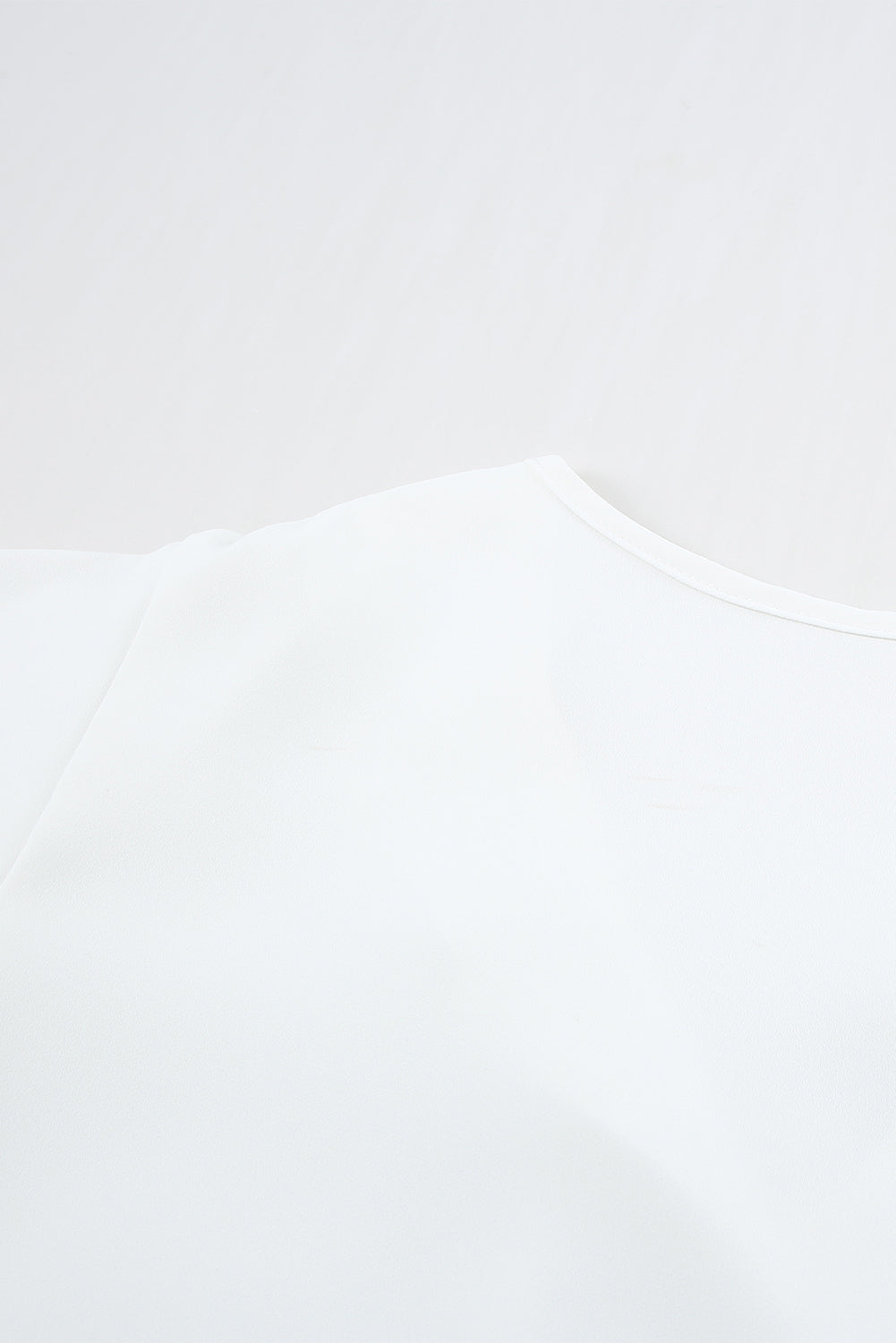 White V Neck Short Sleeve Tee